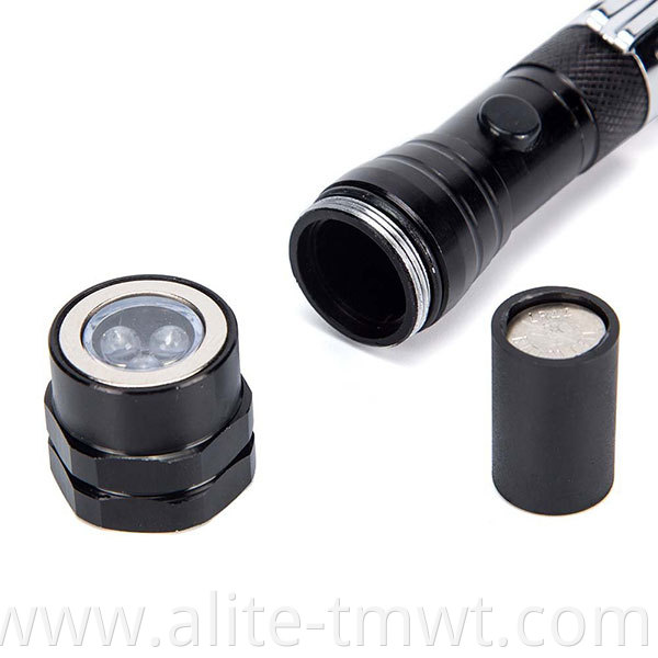 magnetic pick-up tool 3 led flashlight with telescoping magnet